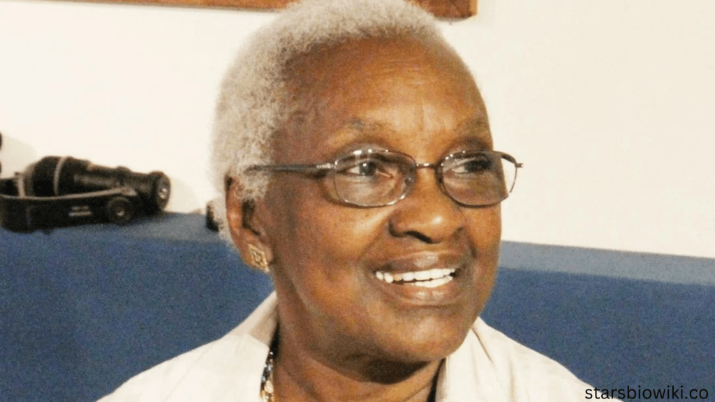 Carmen Munroe